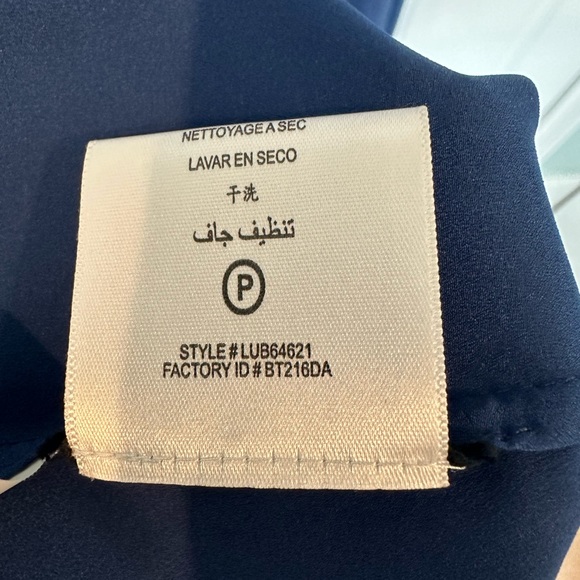 EUC | BCBG MaxAzria ink blue strapless 100% silk gown/PROM dress - Picture 8 of 10